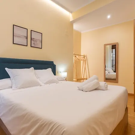 Puerta De Cordoba- Exterior Con Balcones *