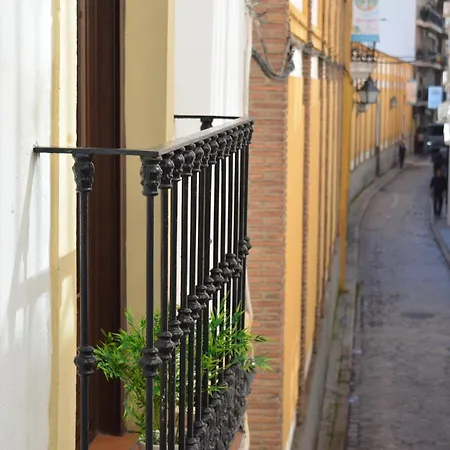 Apartmán Puerta De Cordoba- Exterior Con Balcones Córdoba